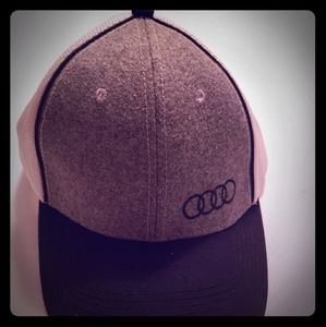 Audi hat NEW